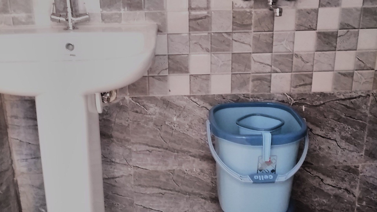 Photo of Bathroom in Kanatal