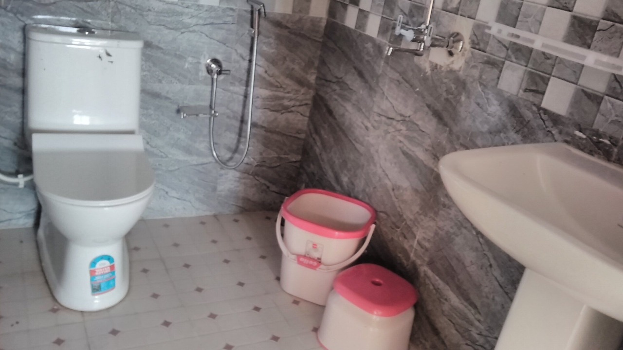 Photo of Bathroom in Kanatal