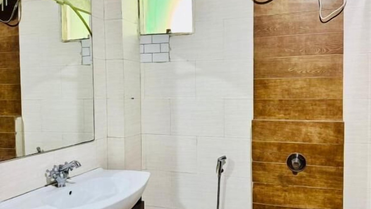 Photo of Bathroom in Saket