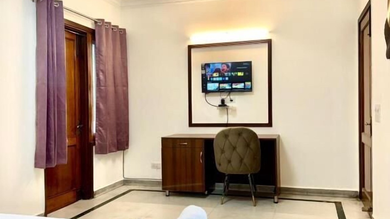 Photo of Bedroom in Saket