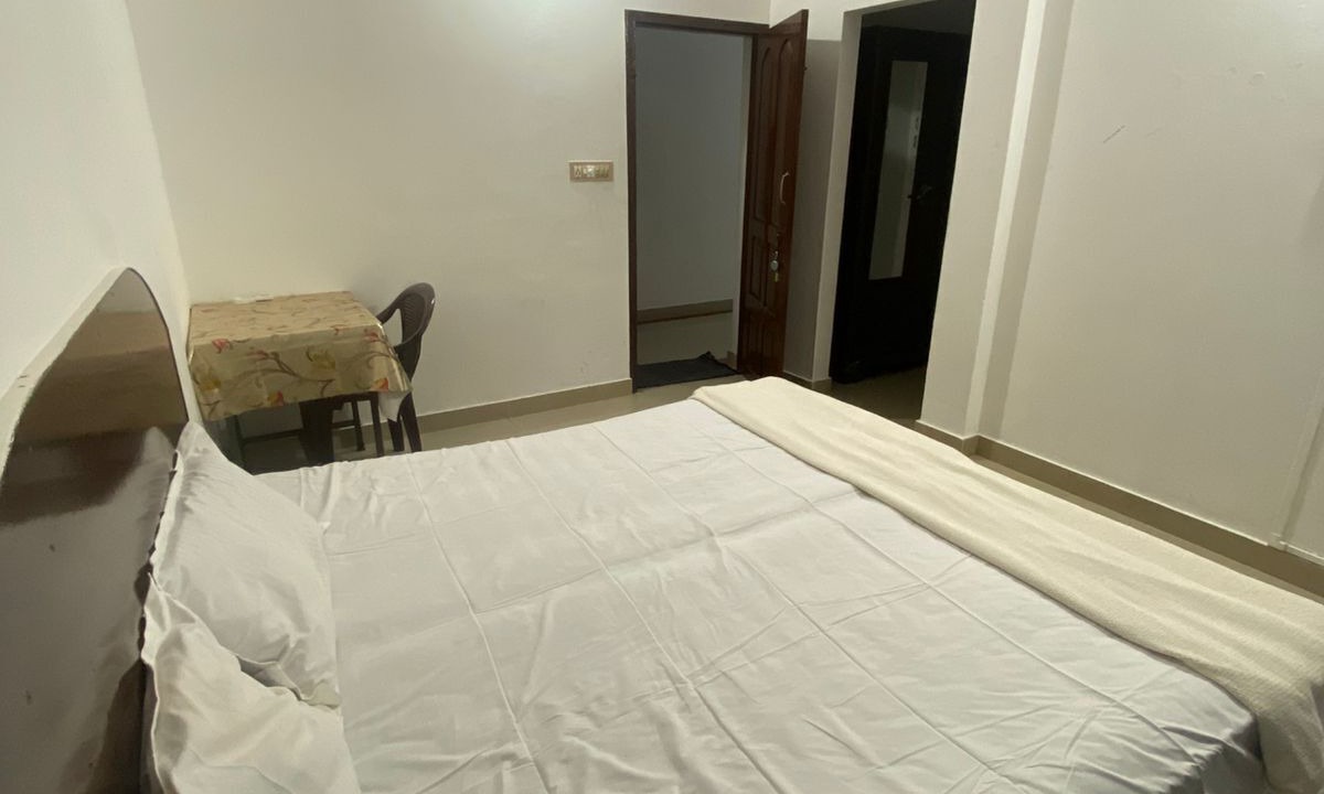 Photo of Bedroom in Thampanoor