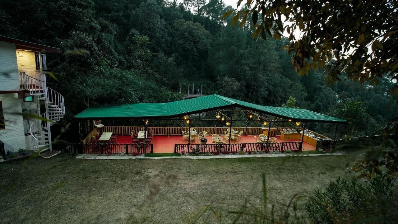 Photo of Outdoor in Shoghi