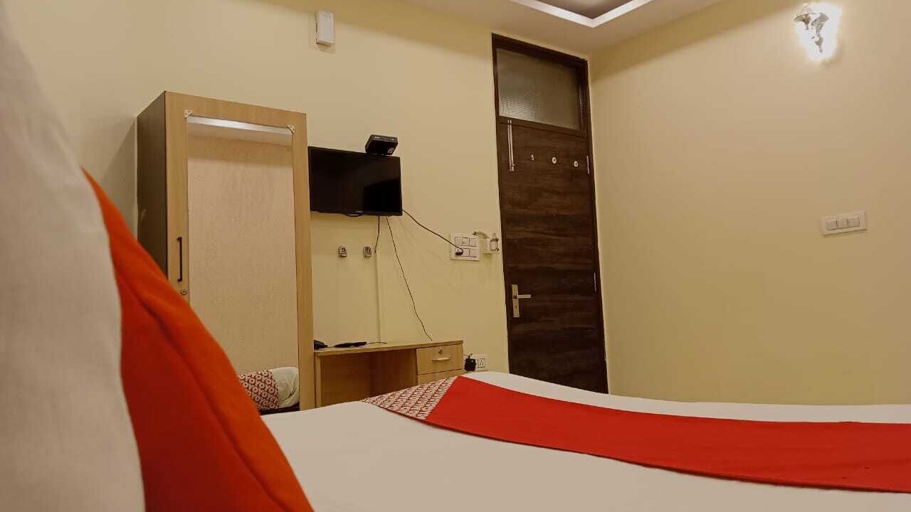 Photo of Bedroom in Govindpuri