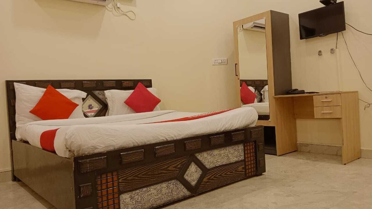Photo of Bedroom in Govindpuri