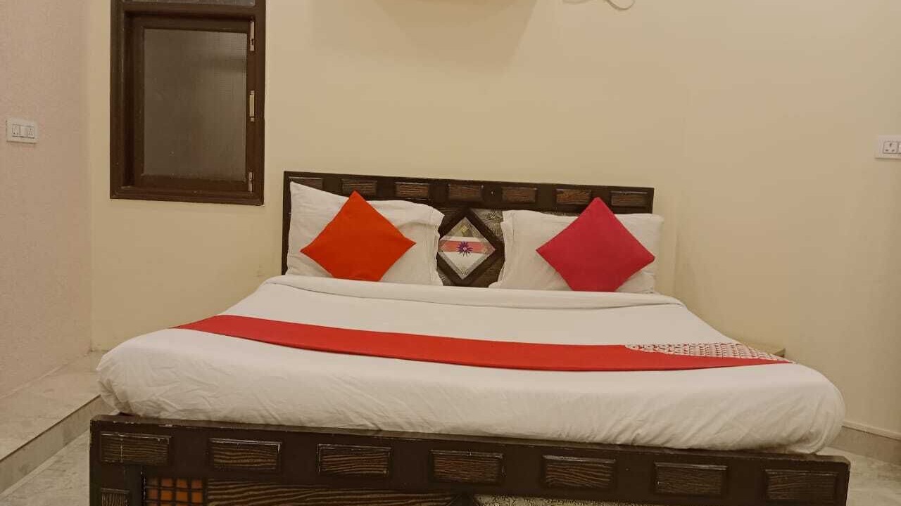 Photo of Bedroom in Govindpuri