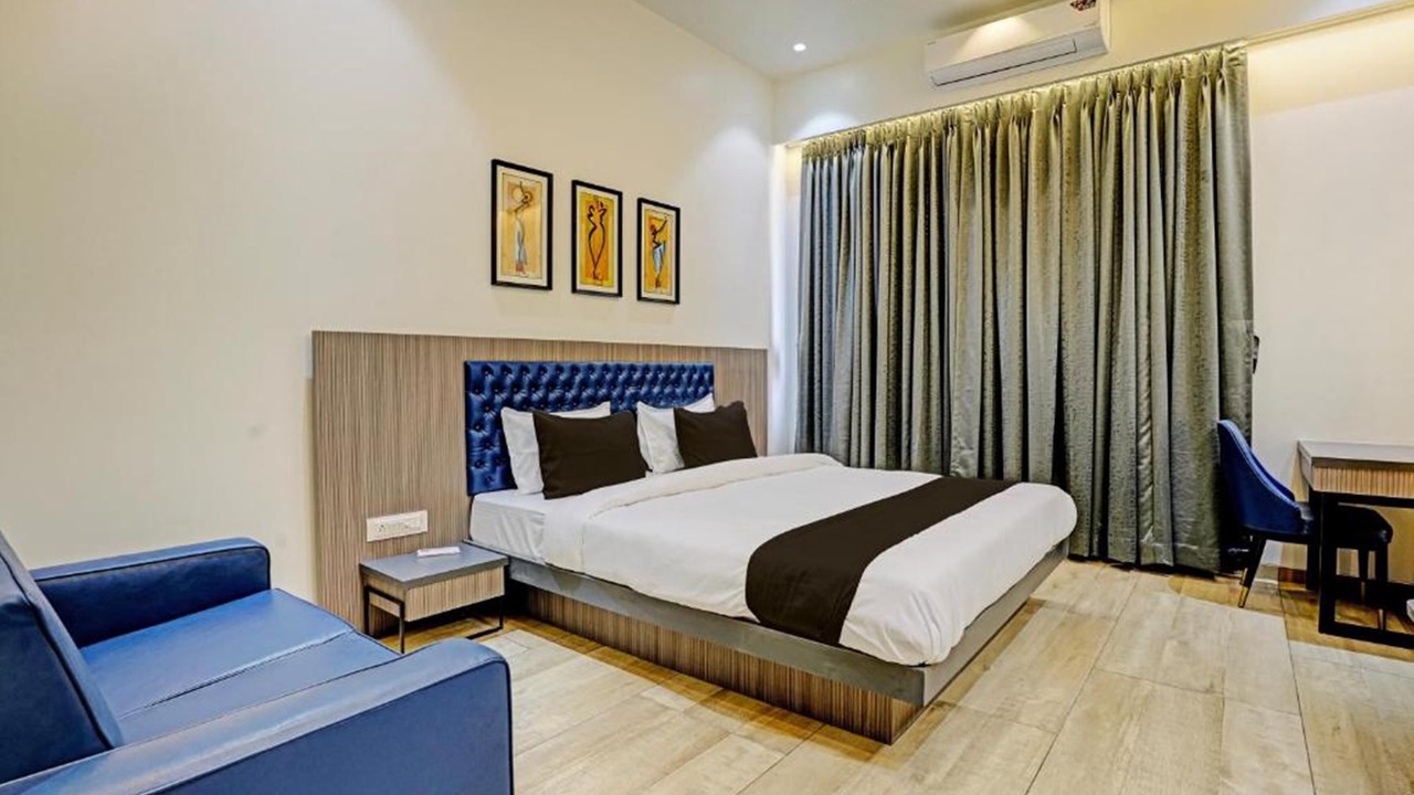 Photo of Bedroom in Mahipalpur