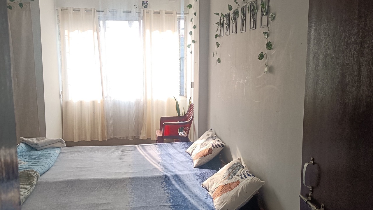 Photo of Bedroom in Sualkuchi
