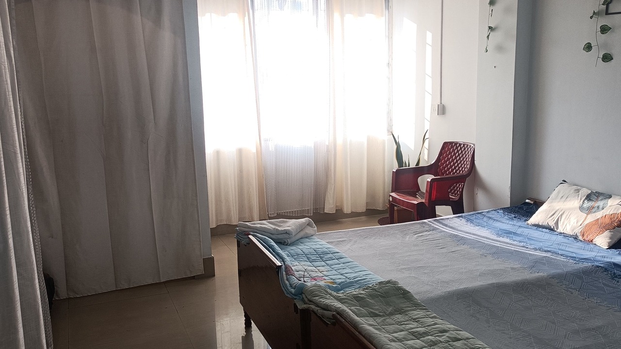 Photo of Bedroom in Sualkuchi