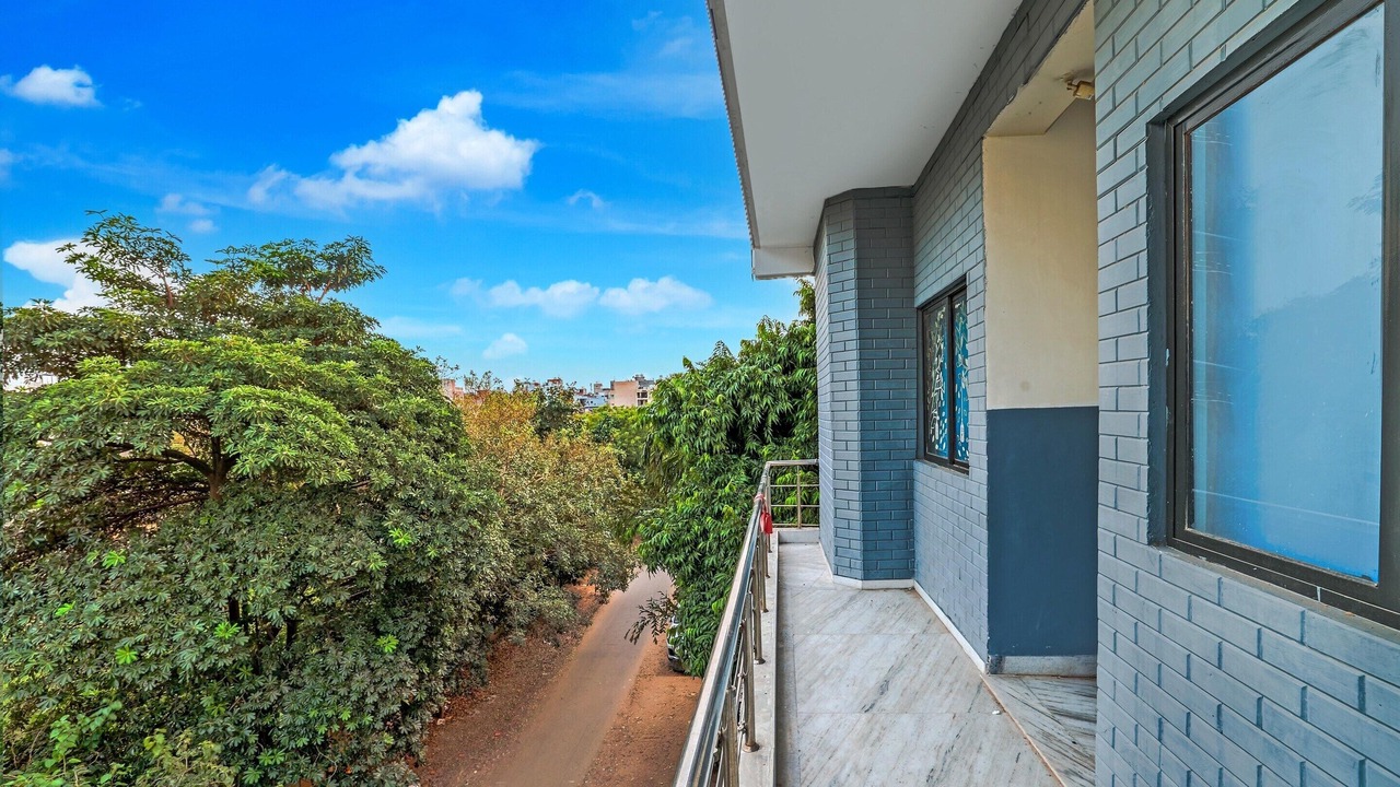 Photo of Patio Balcony in DLF Phase 1