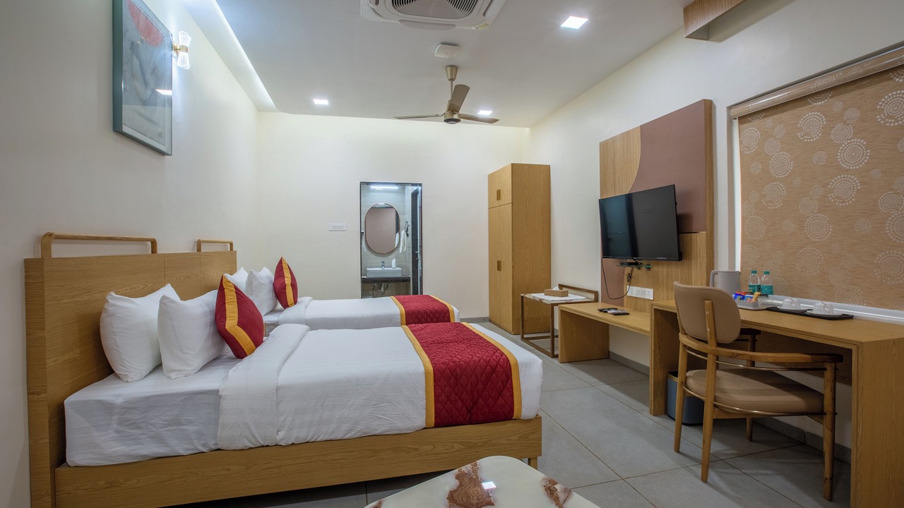 Photo of Bedroom in Tiruchendur
