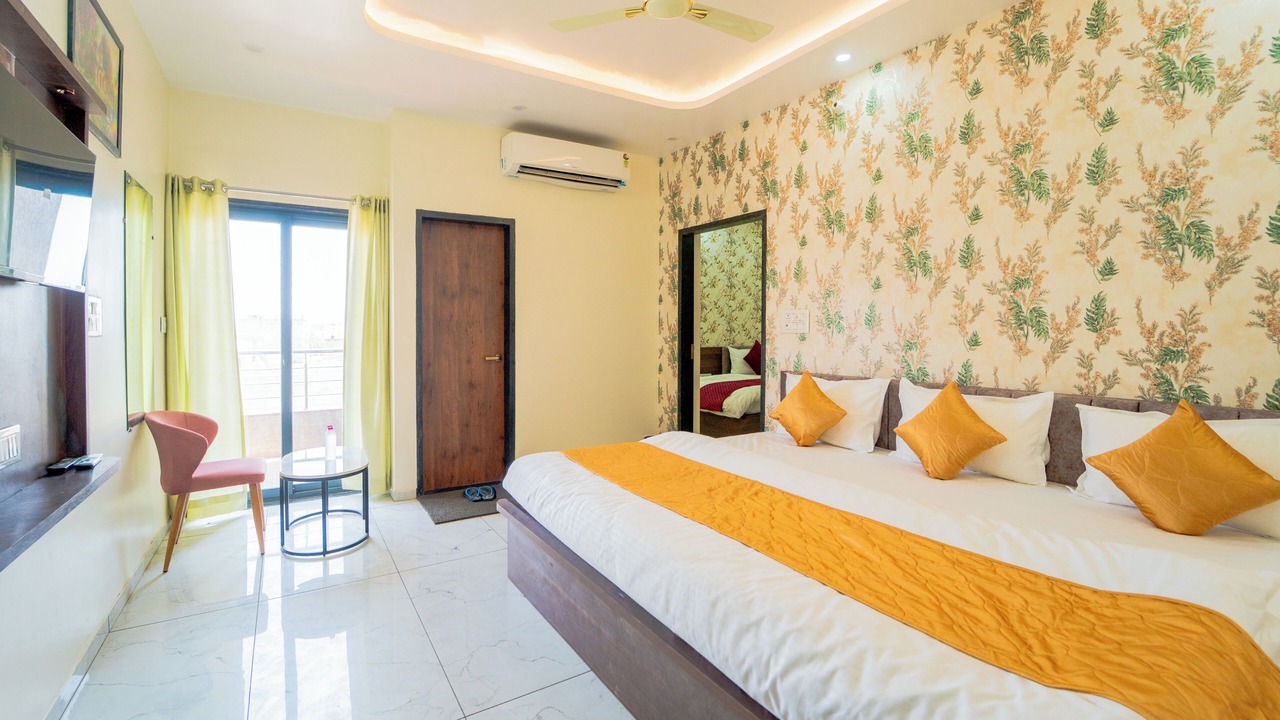 Photo of Bedroom in Khatu