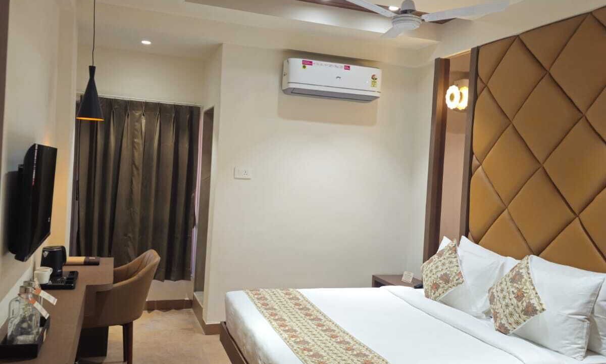 Photo of Bedroom in Mundra