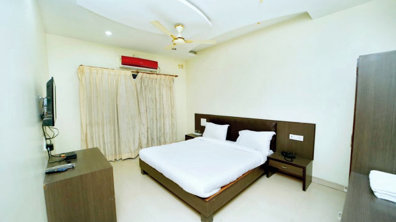 Photo of Bedroom in Bid