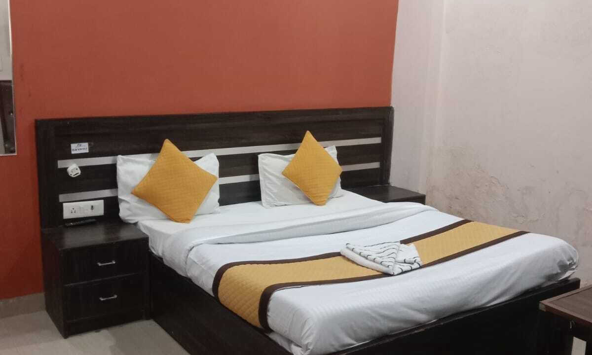 Photo of Bedroom in Mayapur
