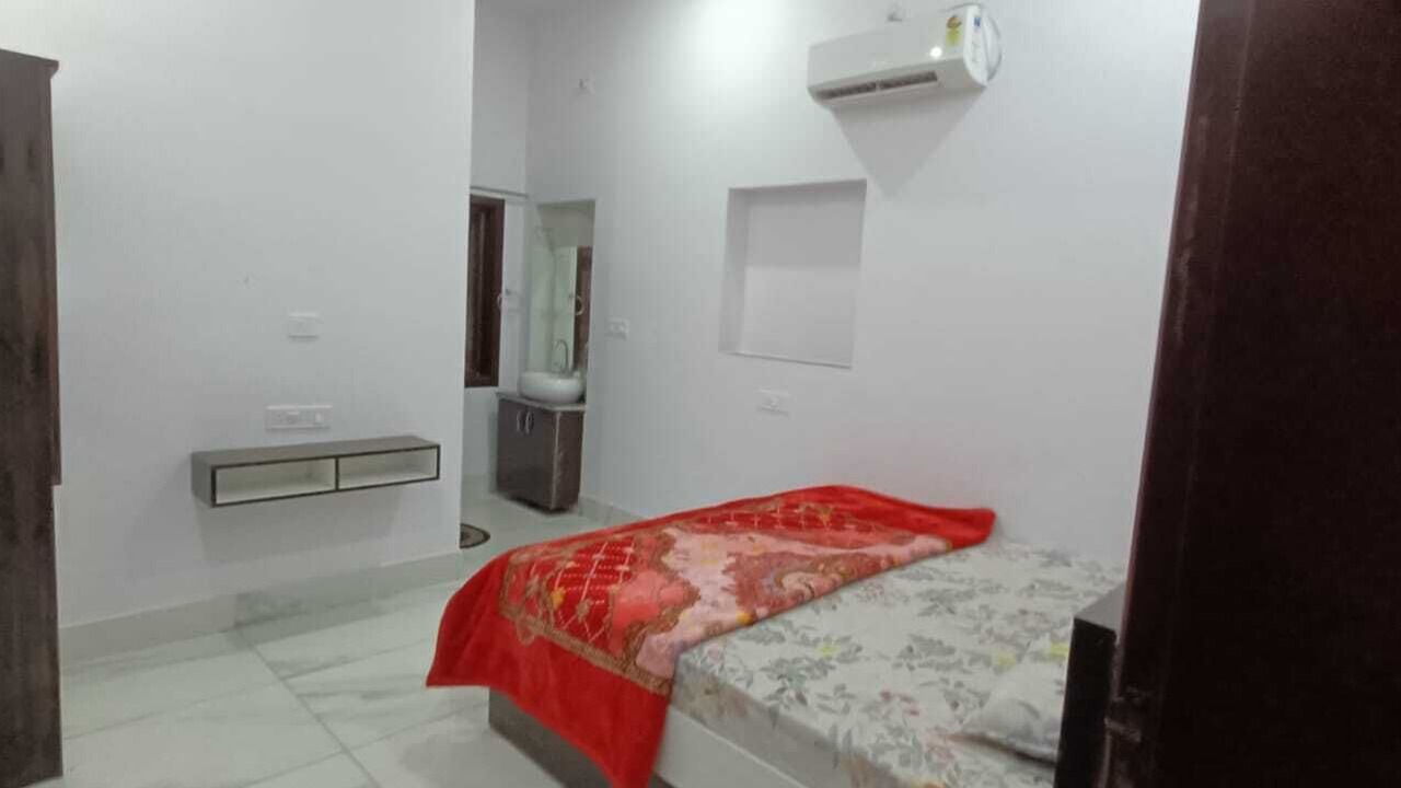 Photo of Bedroom in Deshnoke