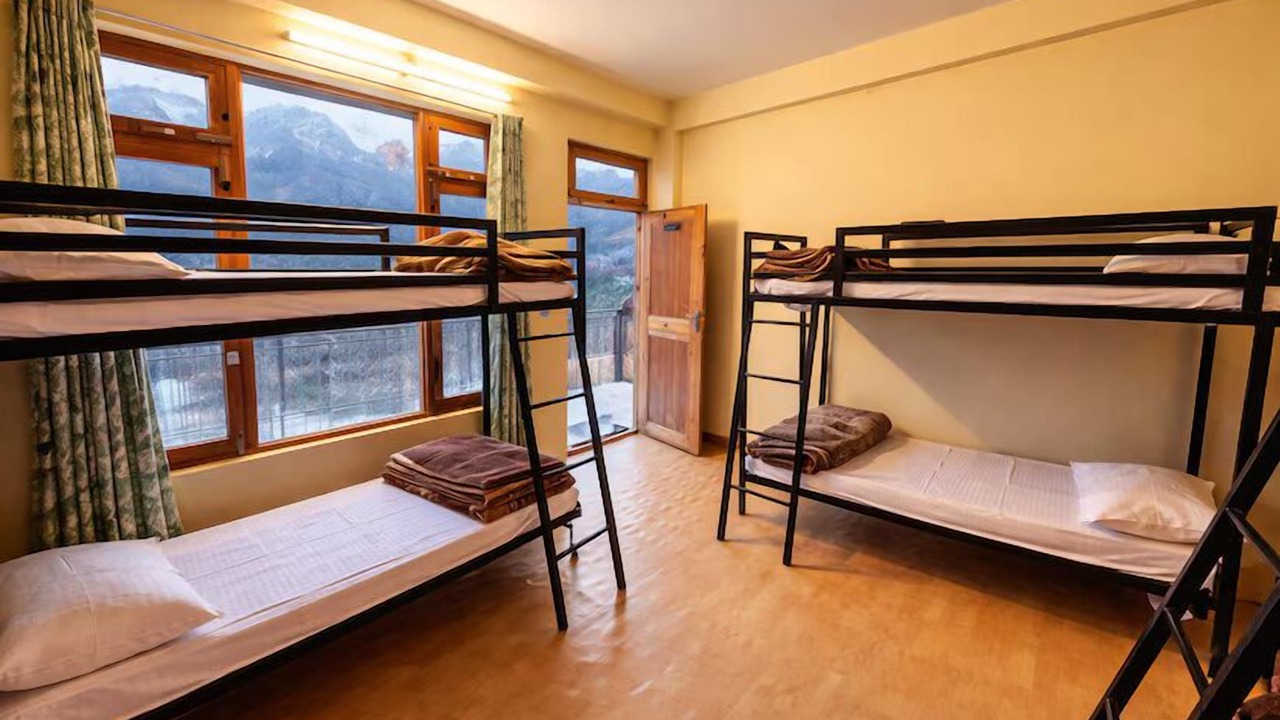 Photo of Bedroom in Tosh