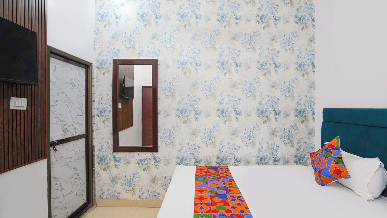 Photo of Bedroom in Sarnath