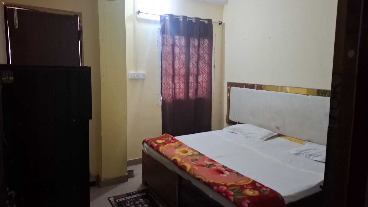 Photo of Bedroom in Danapur