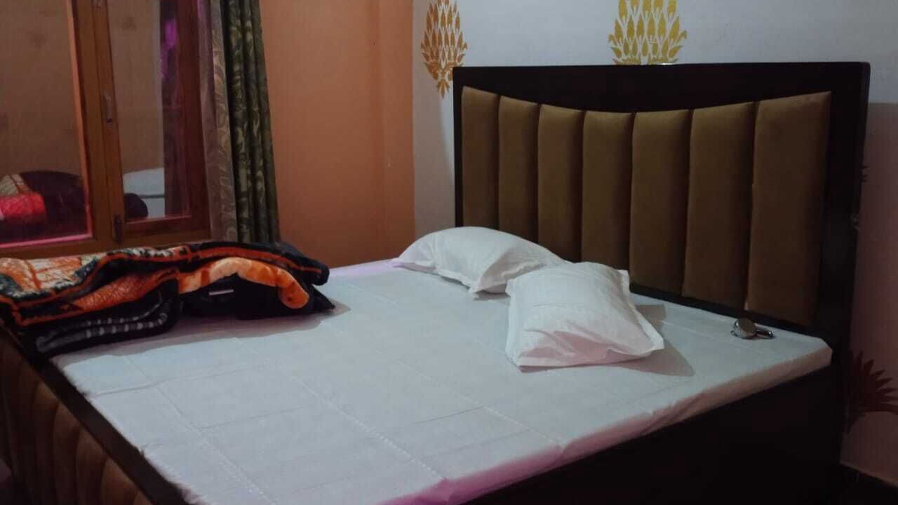 Photo of Bedroom in Rajgarhi