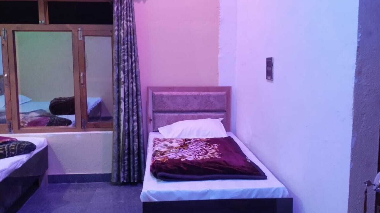 Photo of Bedroom in Rajgarhi