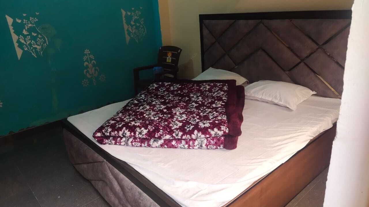 Photo of Bedroom in Rajgarhi
