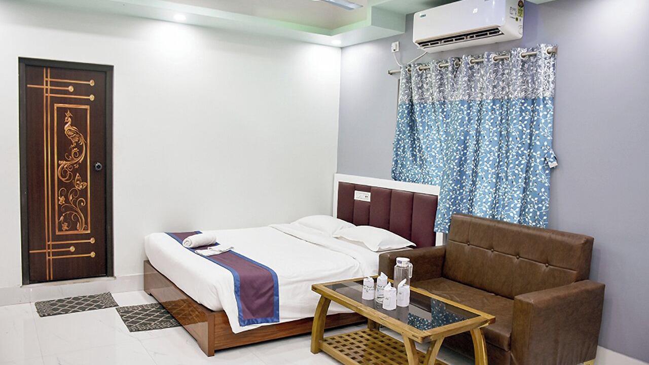 Photo of Bedroom in Mayapur