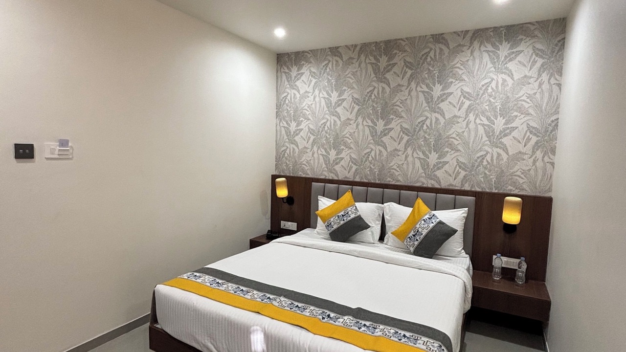 Photo of Bedroom in Gadag-Betageri