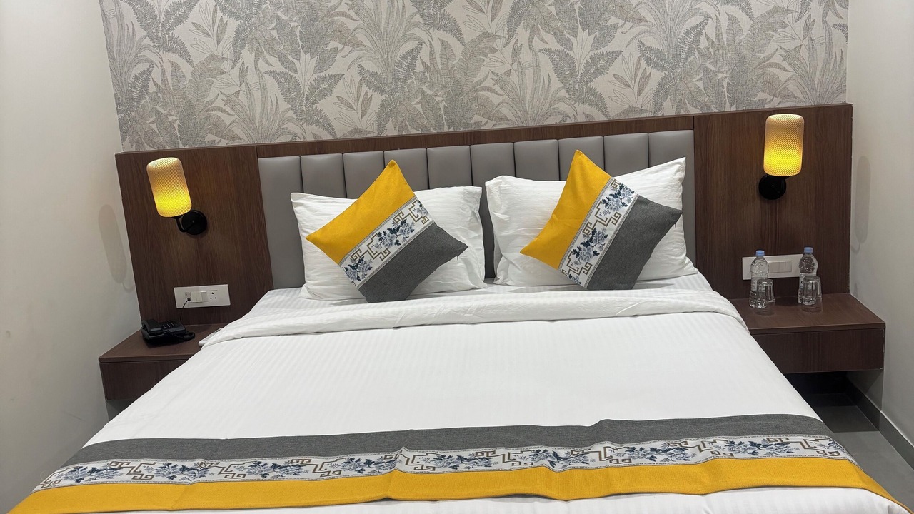 Photo of Bedroom in Gadag-Betageri