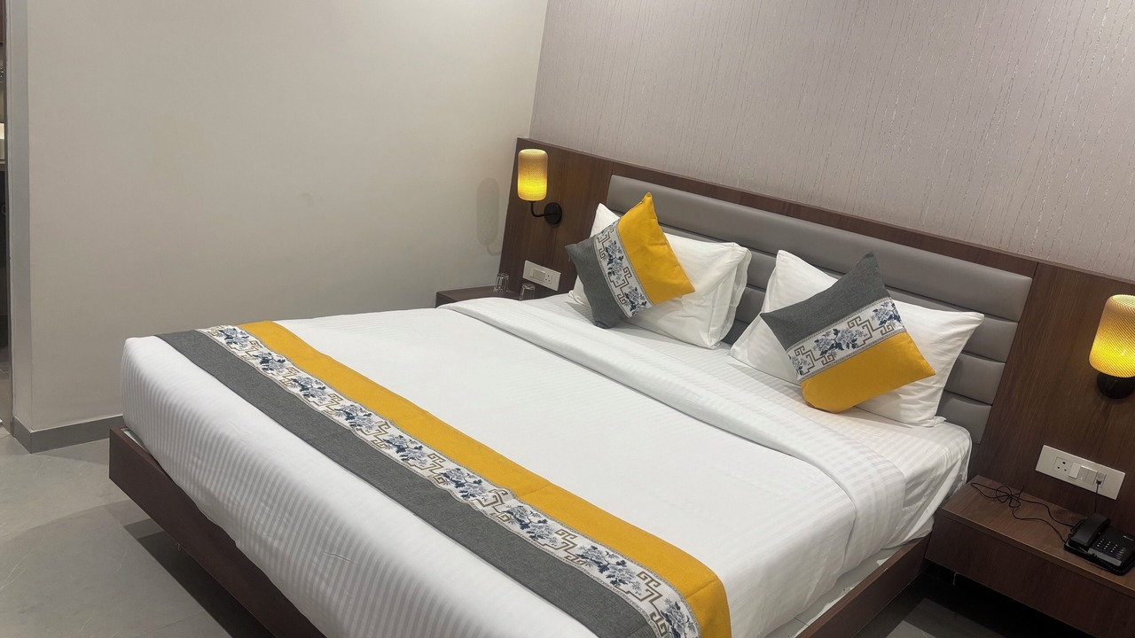Photo of Bedroom in Gadag-Betageri