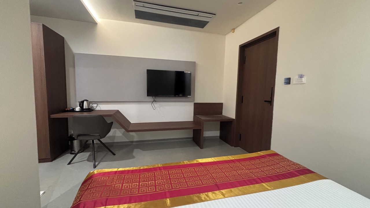 Photo of Bedroom in Gadag-Betageri
