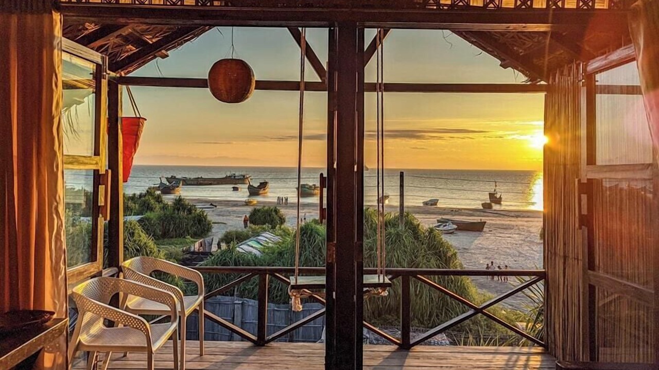 Photo of Livingroom in Saint Martin's Island