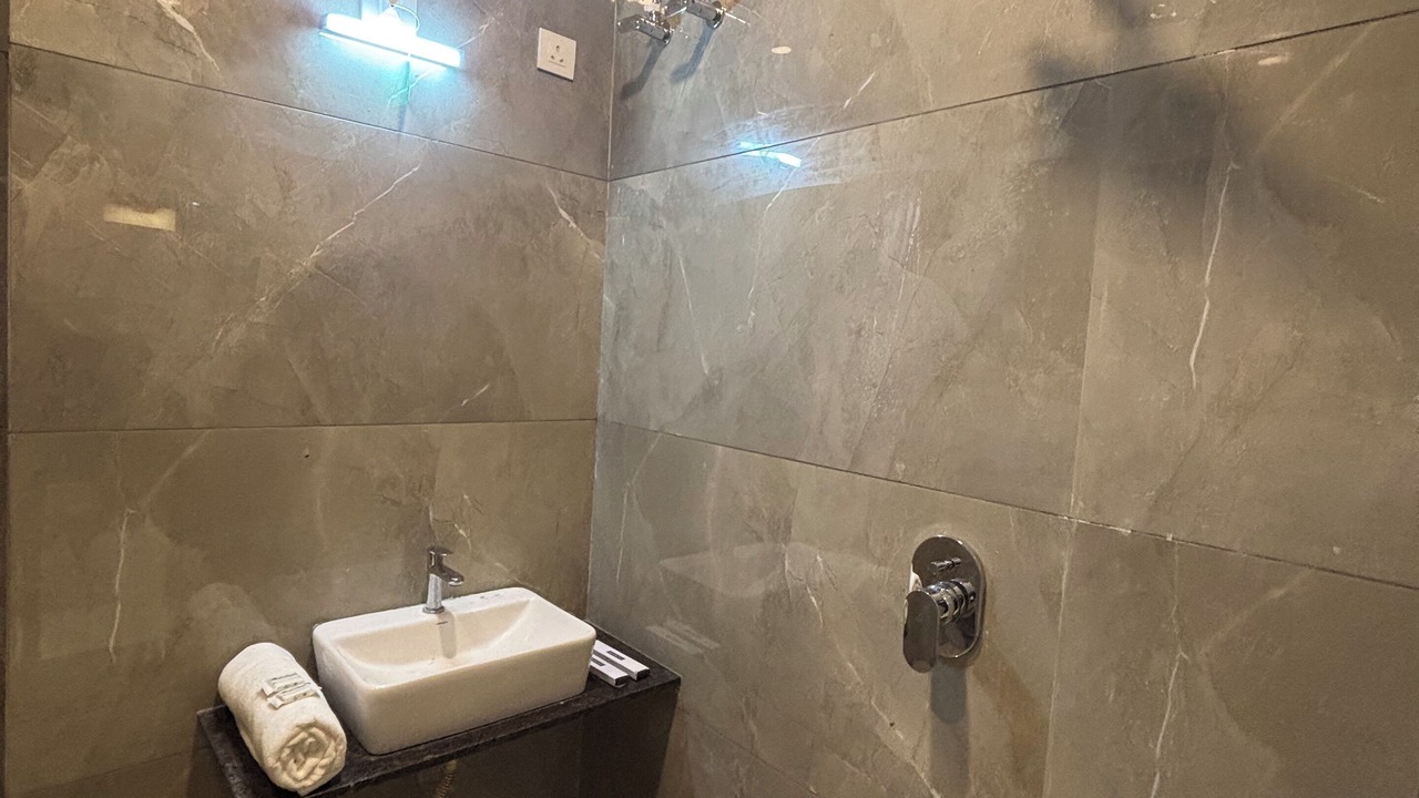 Photo of Bathroom in Abu Road