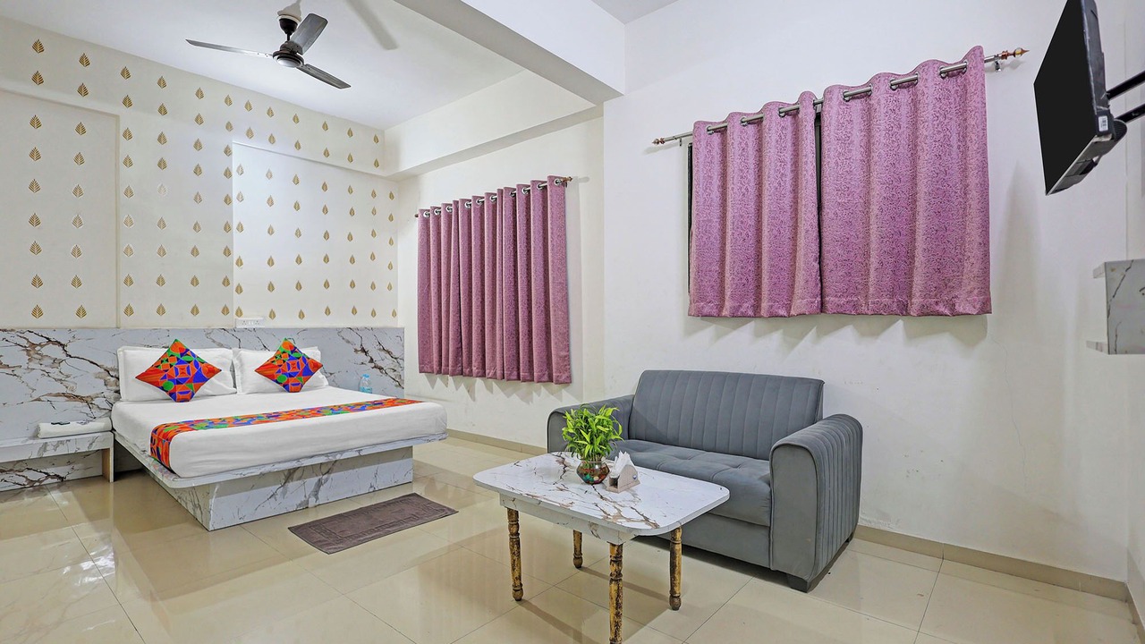 Photo of Bedroom in Thergaon