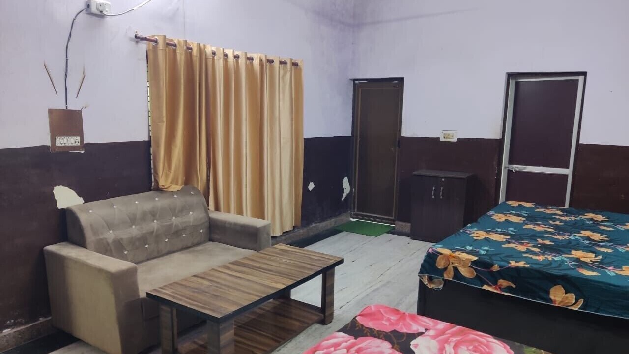 Photo of Bedroom in Allahabad