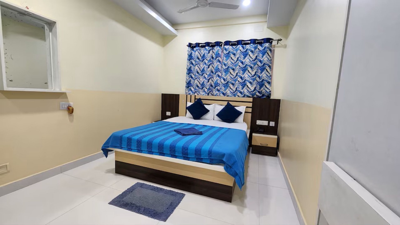 Photo of Bedroom in Sealdah