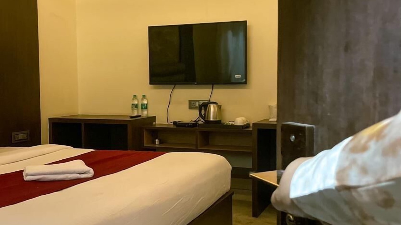 Photo of Bedroom in Sualkuchi