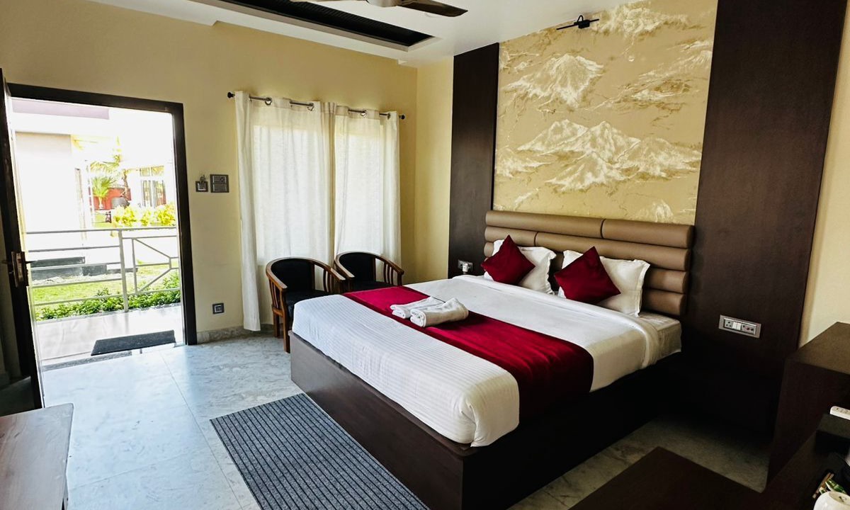 Photo of Bedroom in Sualkuchi