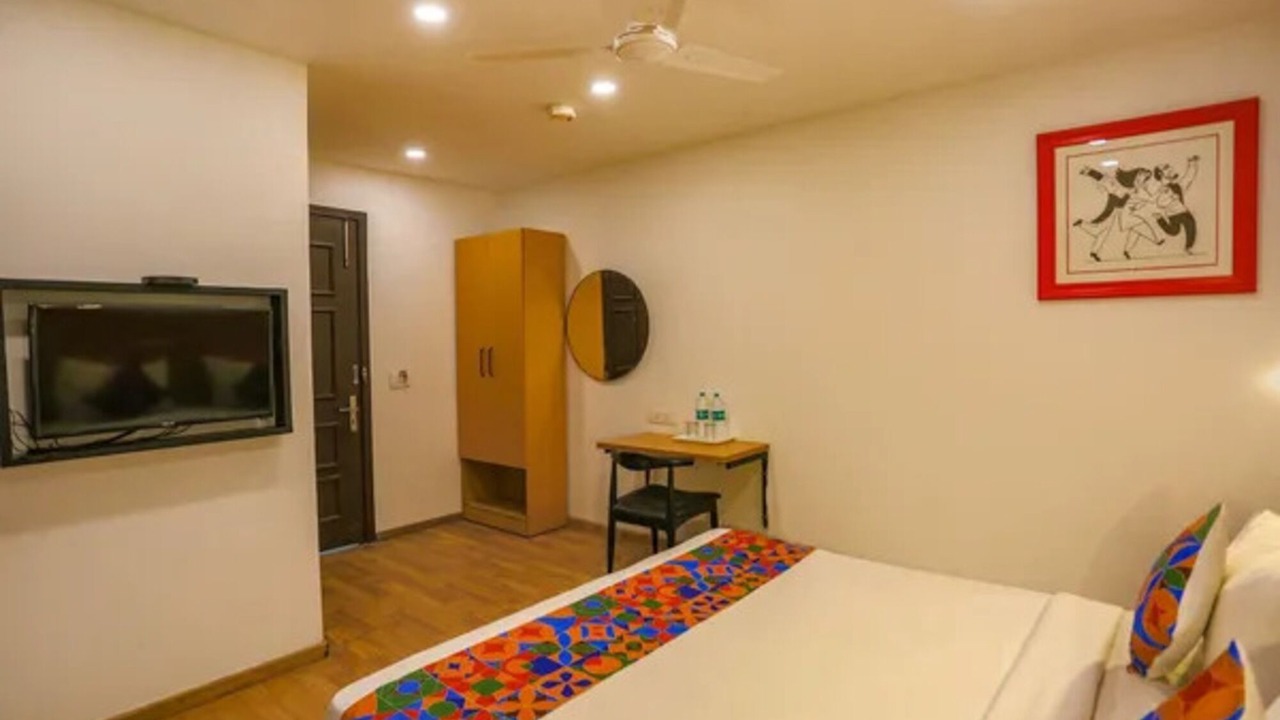 Photo of Bedroom in Daulatabad