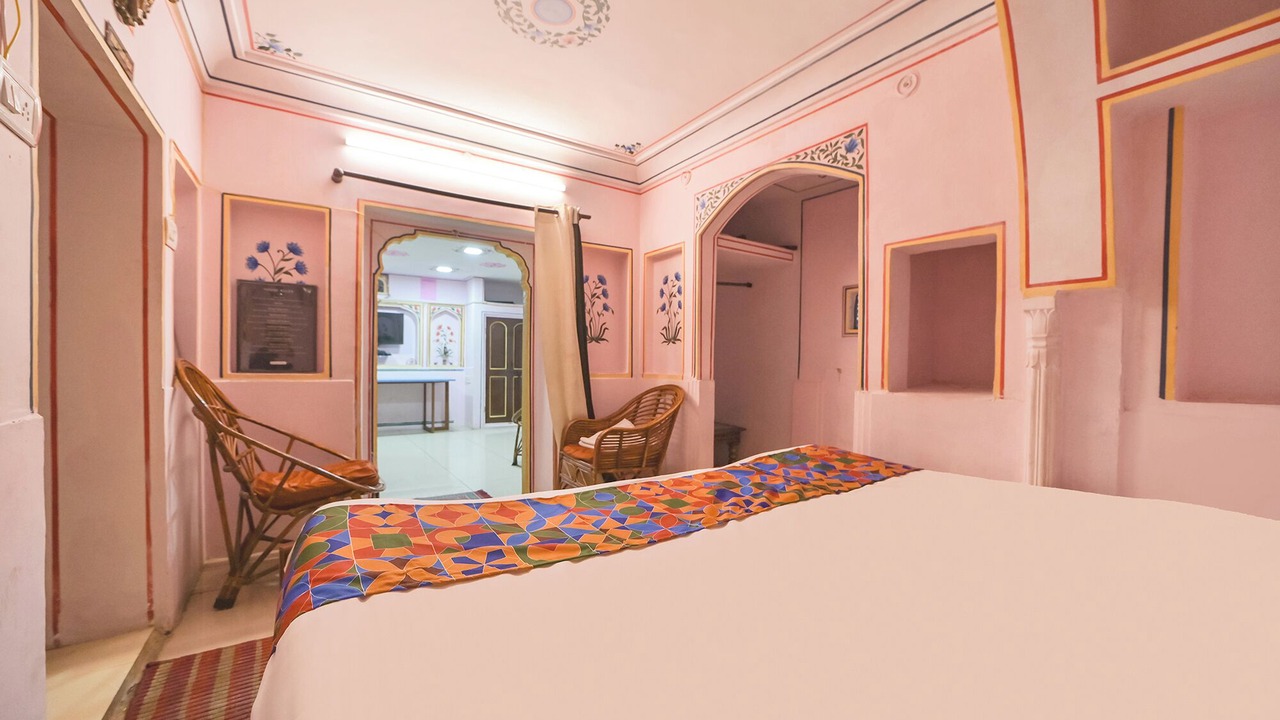Photo of Bedroom in Pink City
