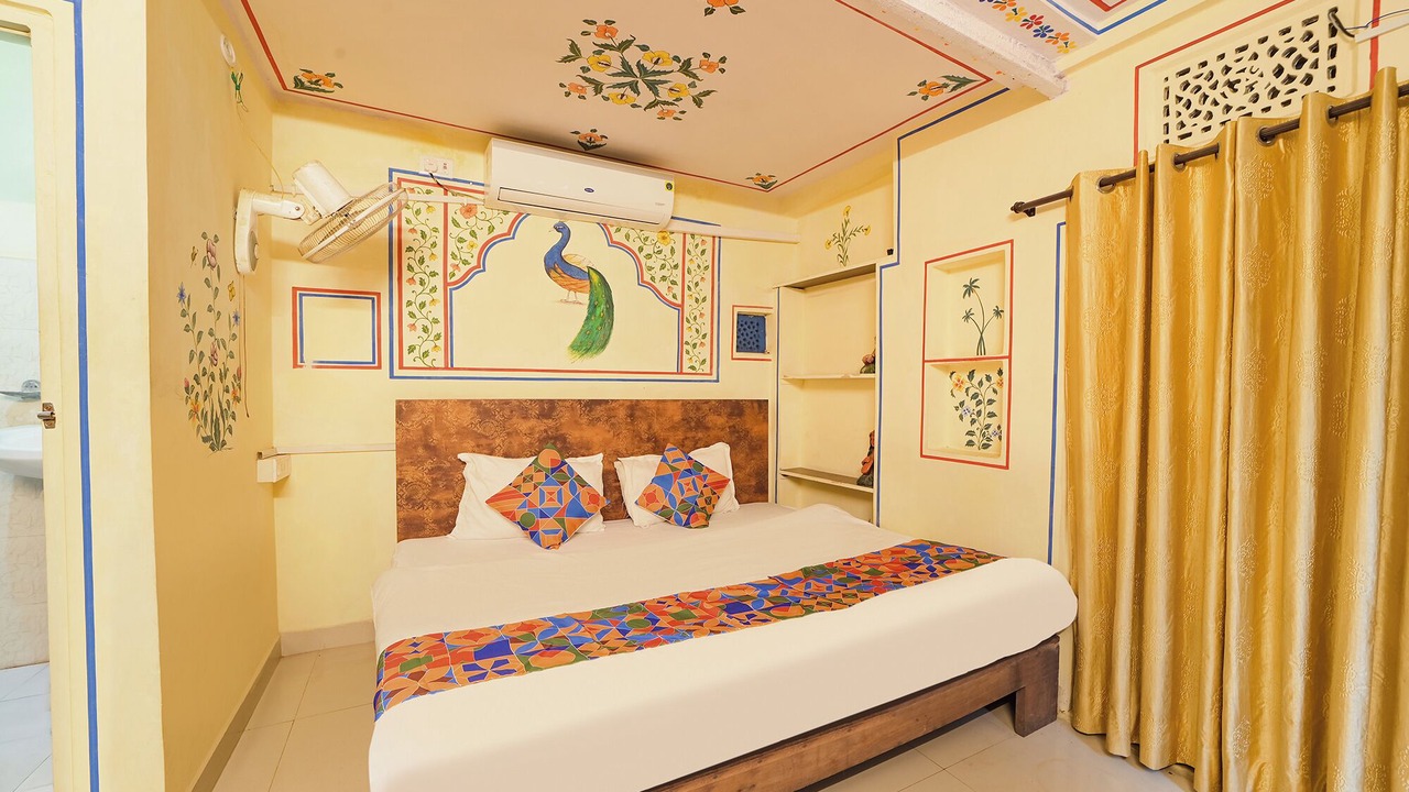 Photo of Bedroom in Pink City