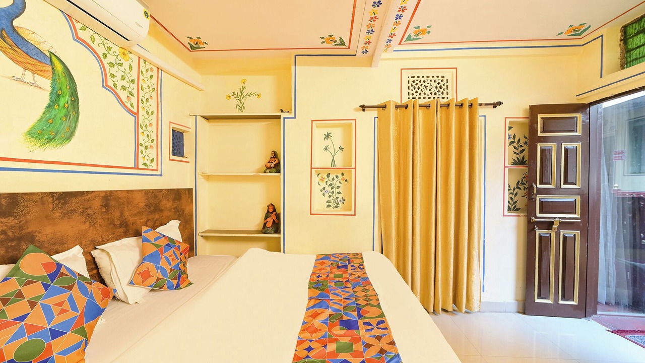 Photo of Bedroom in Pink City