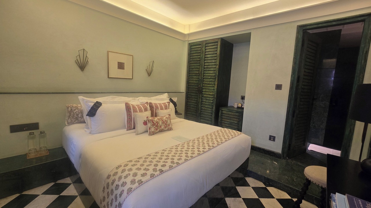 Photo of Bedroom in Pink City