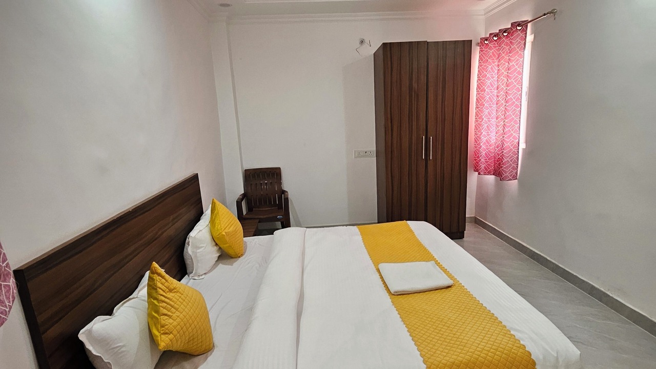 Photo of Bedroom in Tarabganj
