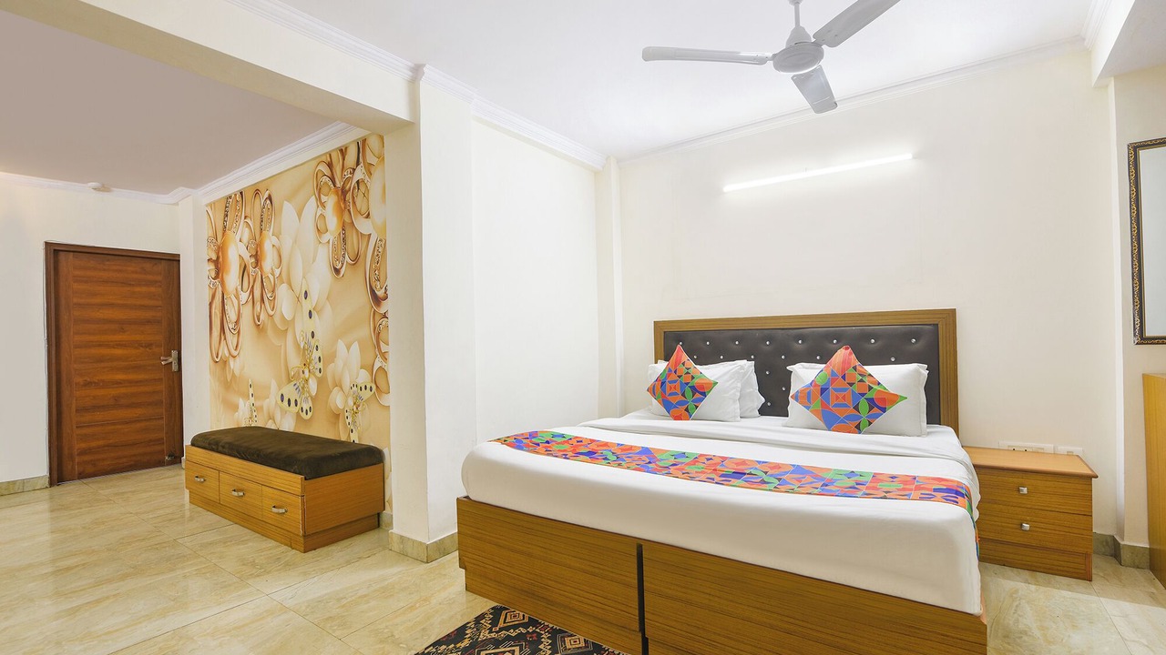 Photo of Bedroom in Dariyaganj
