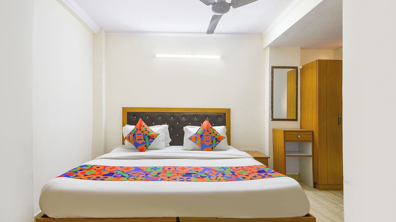 Photo of Bedroom in Dariyaganj
