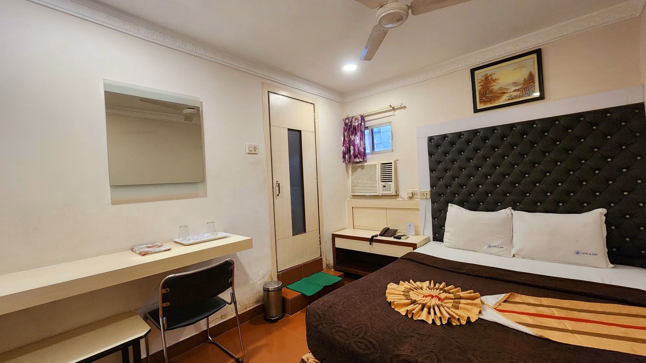 Photo of Bedroom in Dharmatala