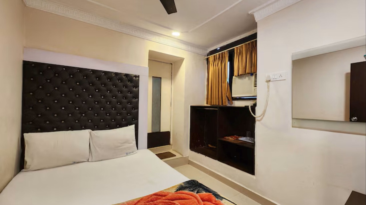 Photo of Bedroom in Dharmatala