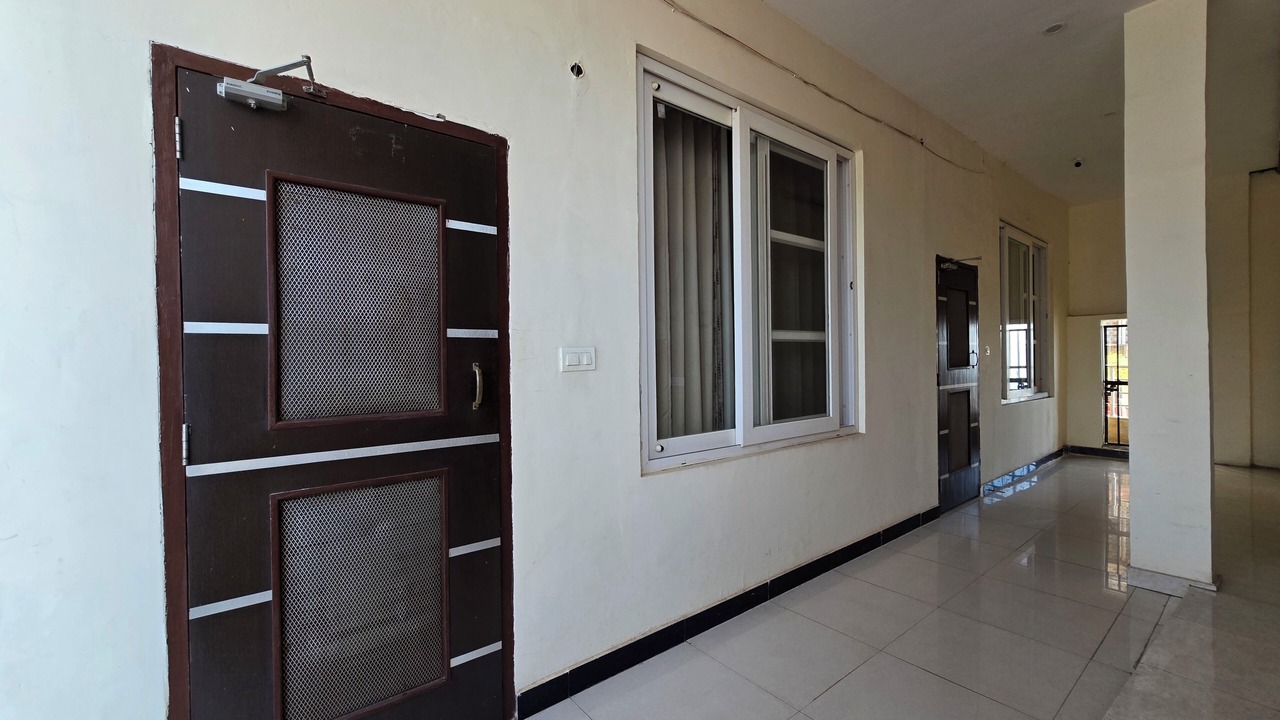 Photo of Bedroom in Kumarhatti