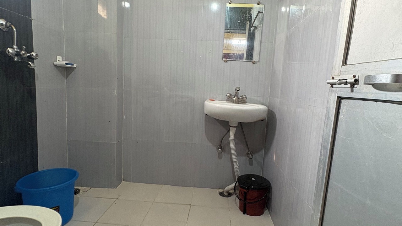 Photo of Bathroom in Bodh Gaya