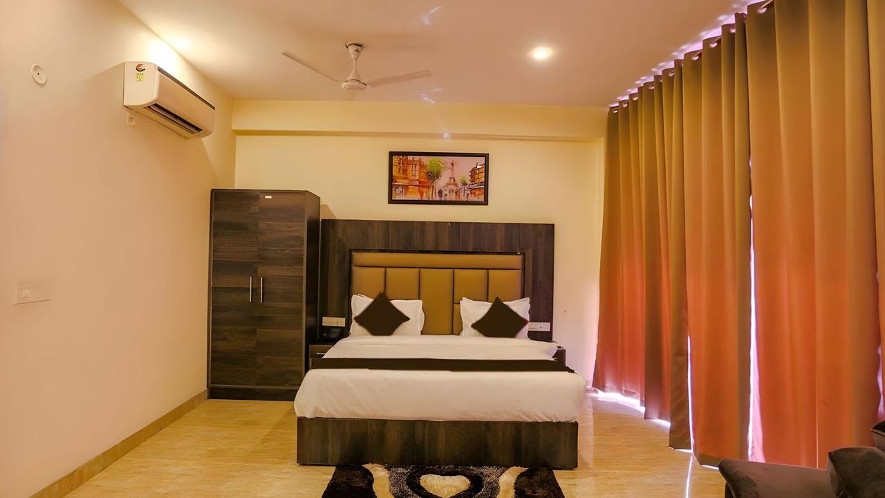 Photo of Bedroom in Mahipalpur Extension